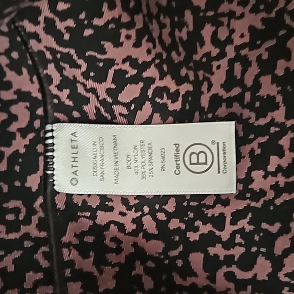Athleta Salutation Stash Pocket Gravel Tight Leggings Size Medium - Picture 3 of 4